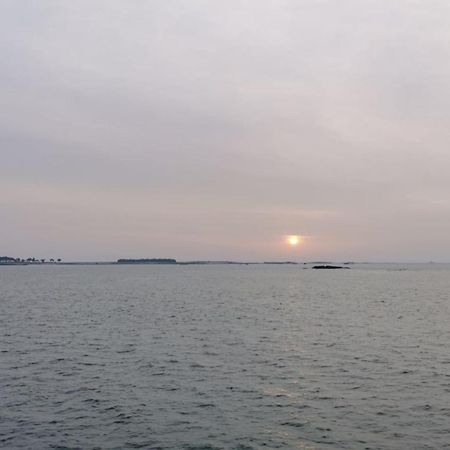 Studio Avec Parking 100 M Departs Pour Les Iles 퀴베론 외부 사진